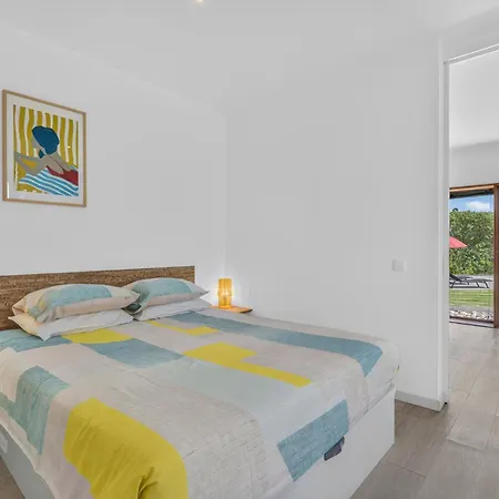 Bed & Breakfast Flamboyant Boutique