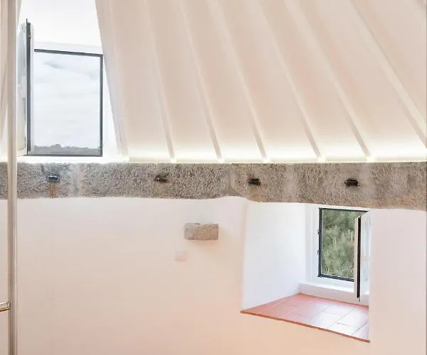 Flamboyant Boutique Bed & Breakfast