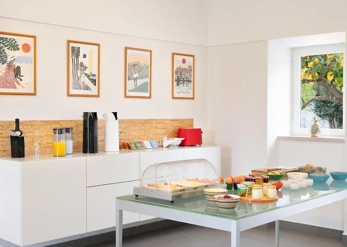 Flamboyant Boutique Bed & Breakfast